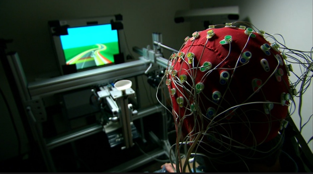 Videogame neuroracer